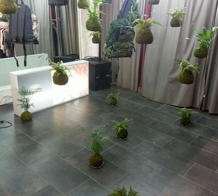Gallery Allestimento negozio - allestimento-negozio.jpg